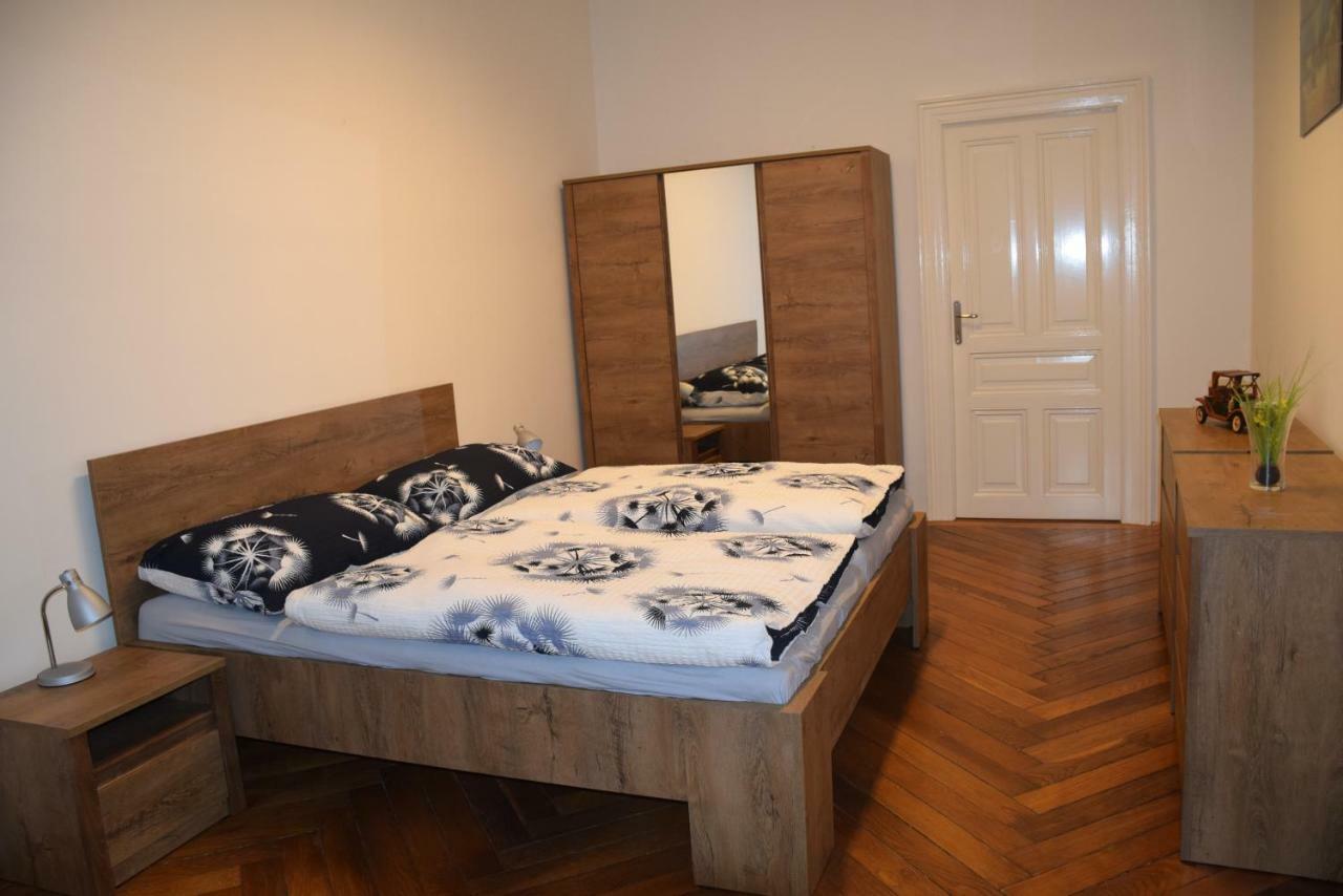 פראג Tiva Downtown Apartments מראה חיצוני תמונה